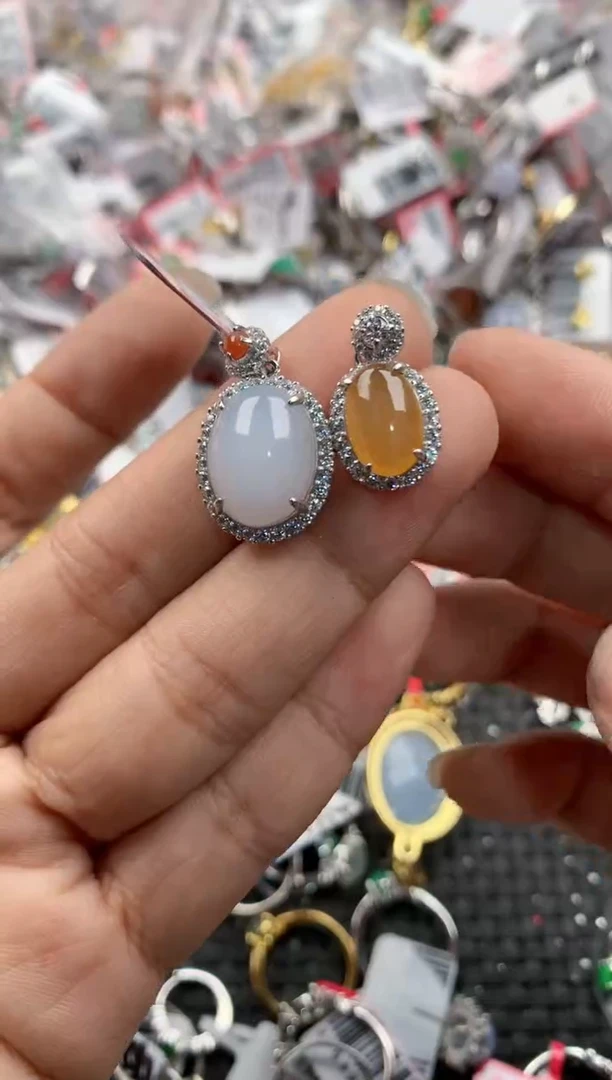 银S925镶嵌戒指翡翠777             7