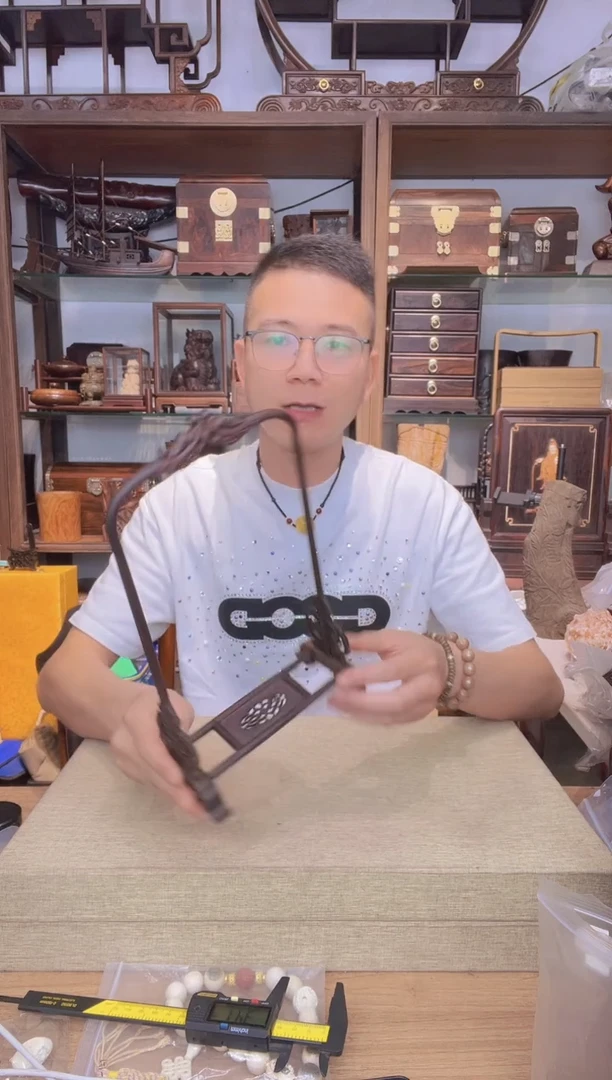 乌木类书架452大叶紫檀挂玉架  库存