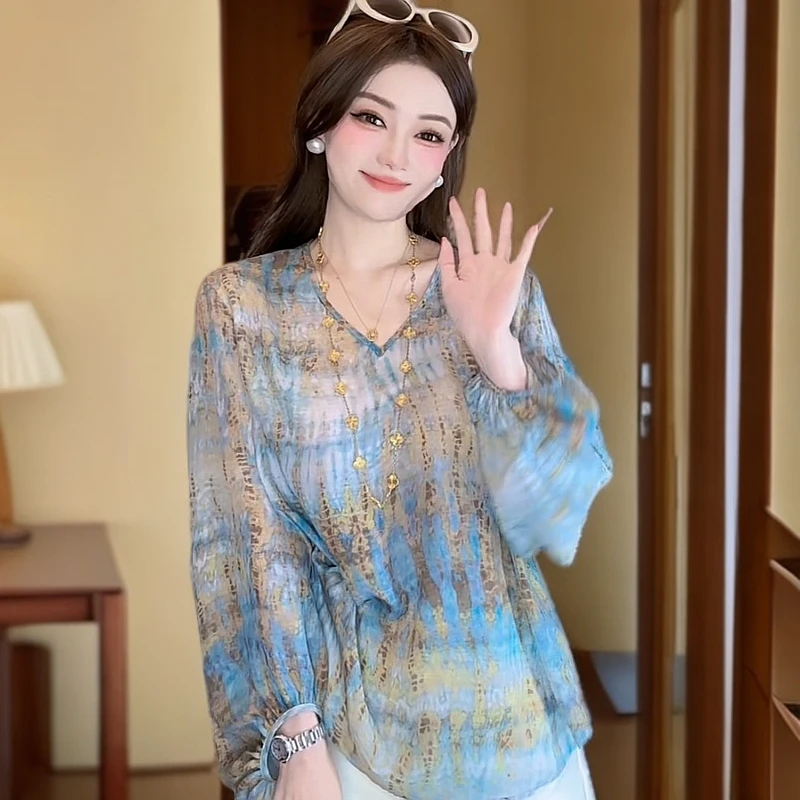 春夏春游新款双绉创意渐变色印花长袖小衫时尚宽松减龄防晒上衣