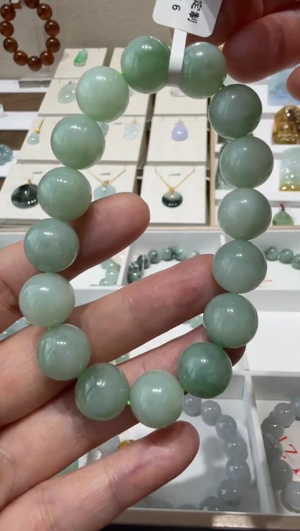 未镶嵌挂件翡翠请****生A货翡翠多样性孤品