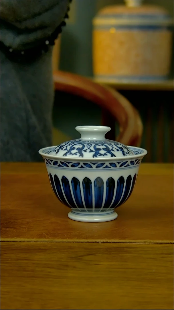 【闪购商品】仿明菊瓣宝相两才盖碗（柴窑）