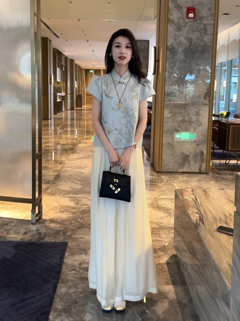 新中式气质国风刺绣上衣女装2025夏季新款阔腿裤慵懒休闲套装