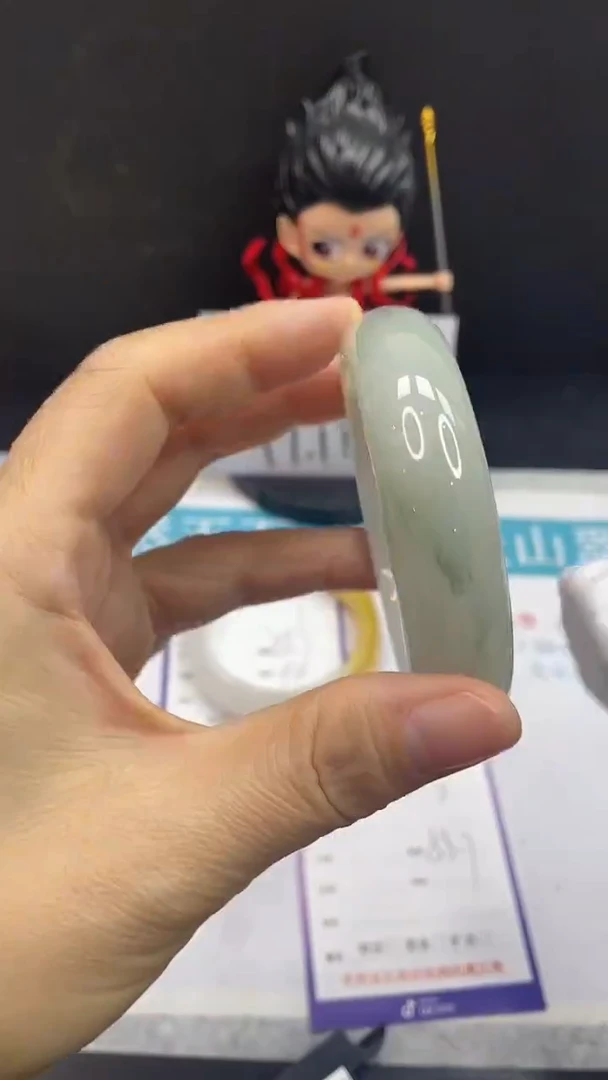 未镶嵌手镯石英质玉8