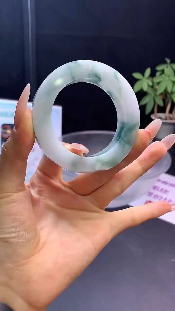 定制翡翠手镯未镶嵌61