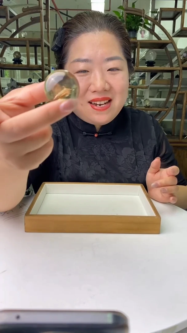 水晶珠宝半成品未镶嵌黄水晶球D578