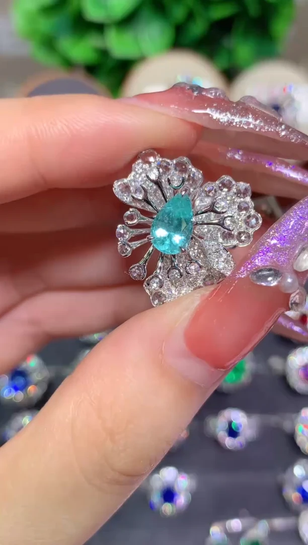 18K金镶嵌戒指帕拉依巴碧玺1.02ct 原色