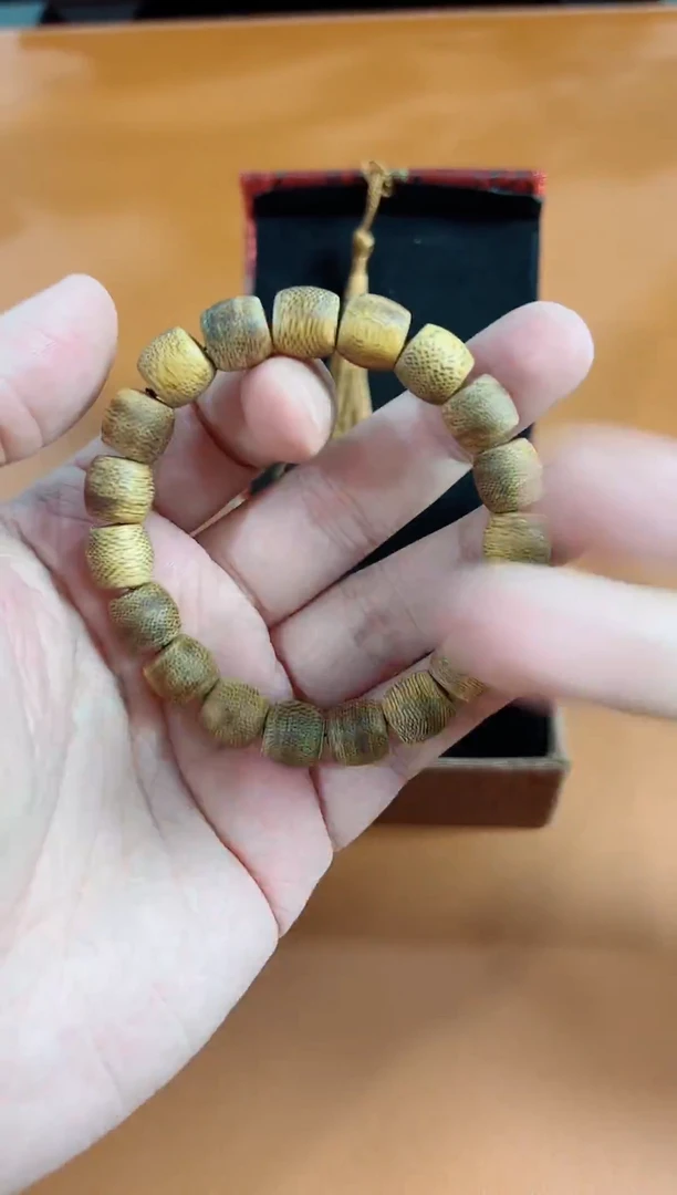 大叶紫檀（黑酸枝木类）010