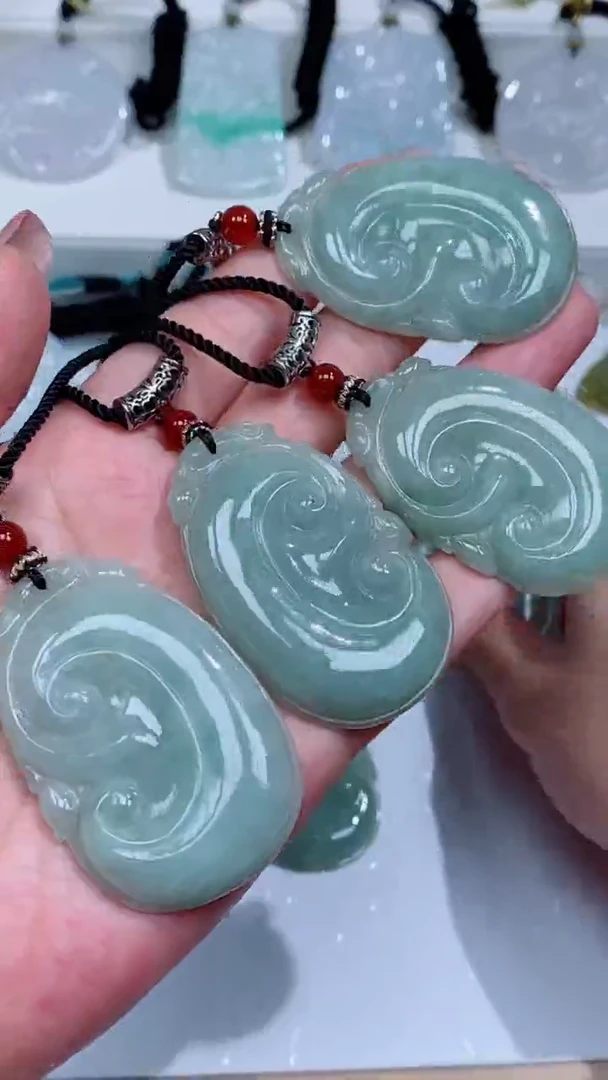 翡翠未镶嵌颈饰吊坠团购多样性发一件