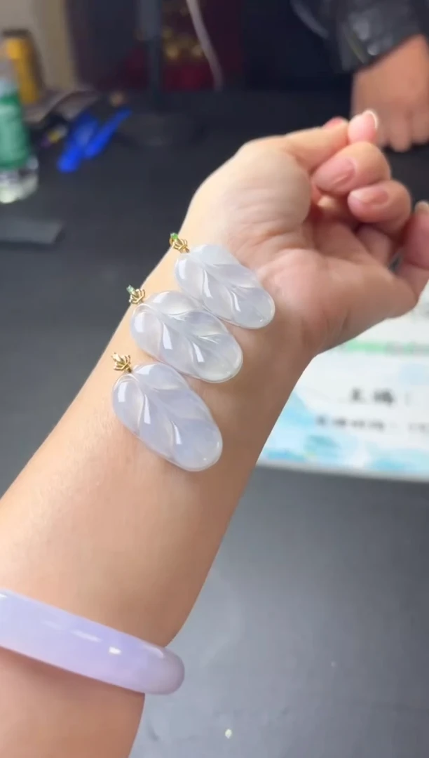 未镶嵌挂件翡翠多样性发一件:ZBAJC-JC1022AA