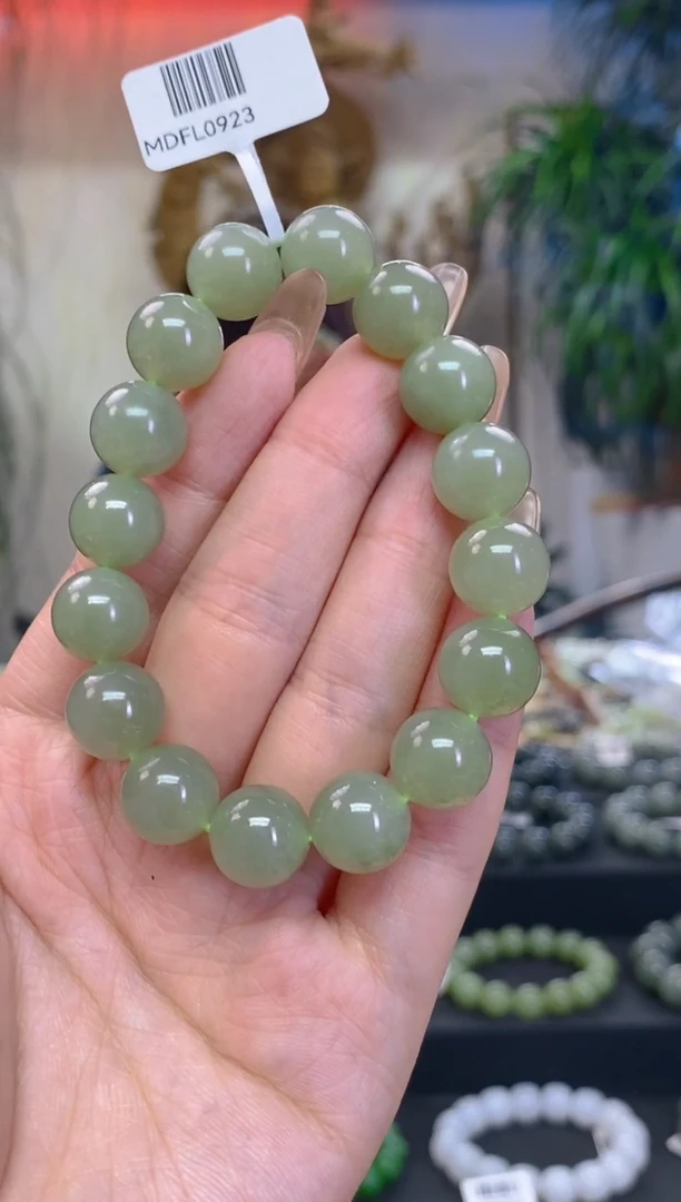 未镶嵌手串和田玉卡12