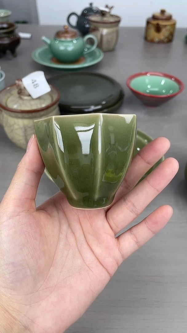 青瓷原场地仓储福利放漏