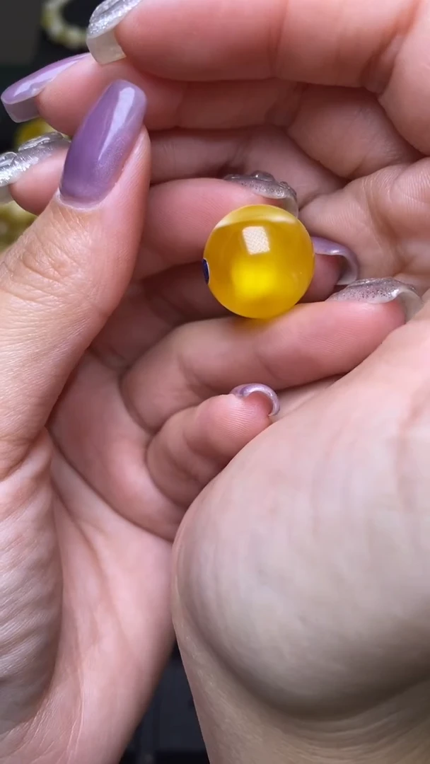 【闪购商品】琥珀裸石未镶嵌葵. 20