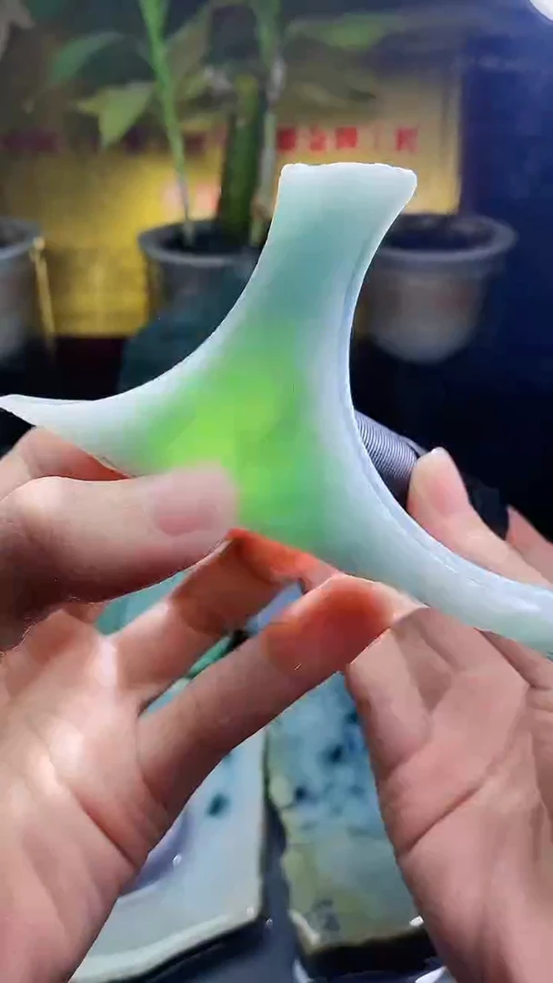 未镶嵌挂件翡翠140