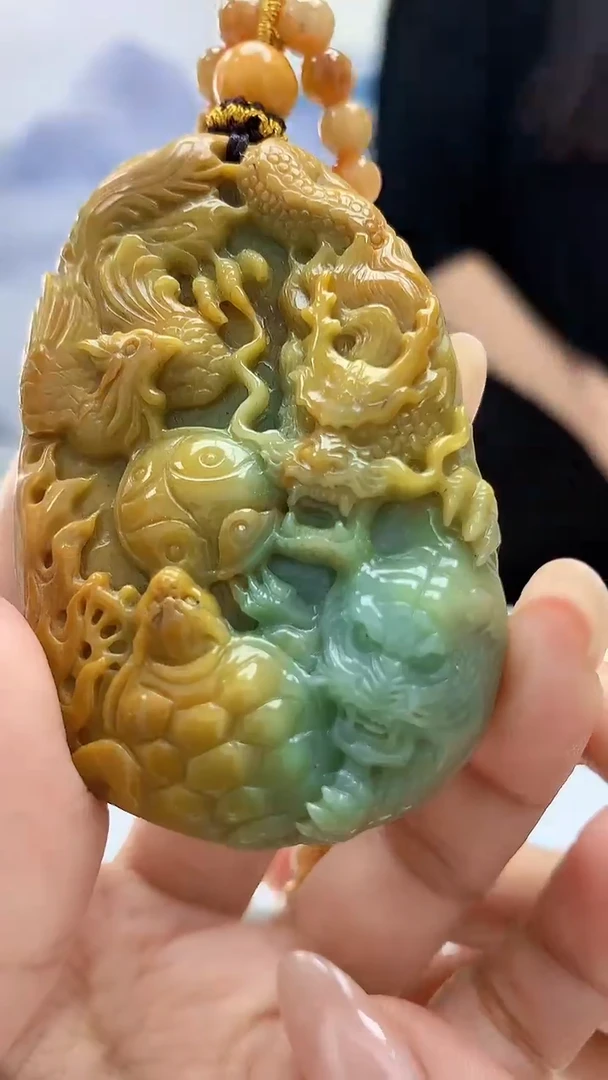 未镶嵌定制翡翠4812xx-毛货挂件52