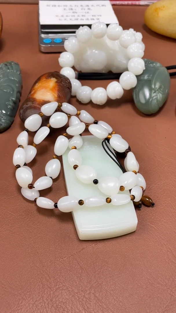 和田玉未镶嵌颈饰BL6.8多样性拍一发一1