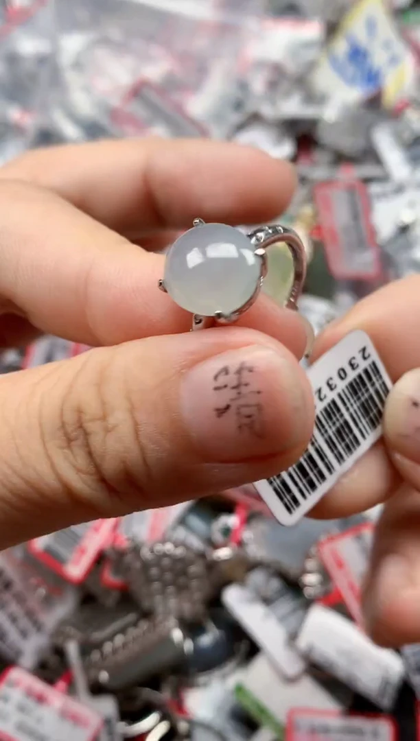 银S925镶嵌戒指翡翠天然A货缅甸翡翠