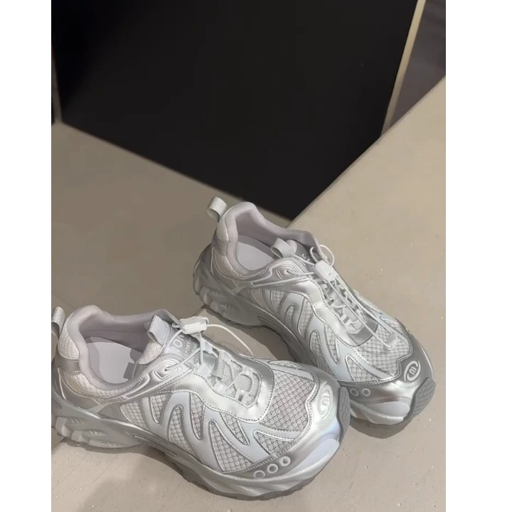 DEZI潮流时尚透气舒适拼线条网面女鞋休闲鞋LS9075066