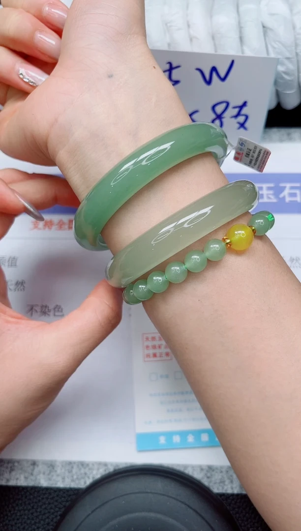 未镶嵌手镯石英质玉191-63