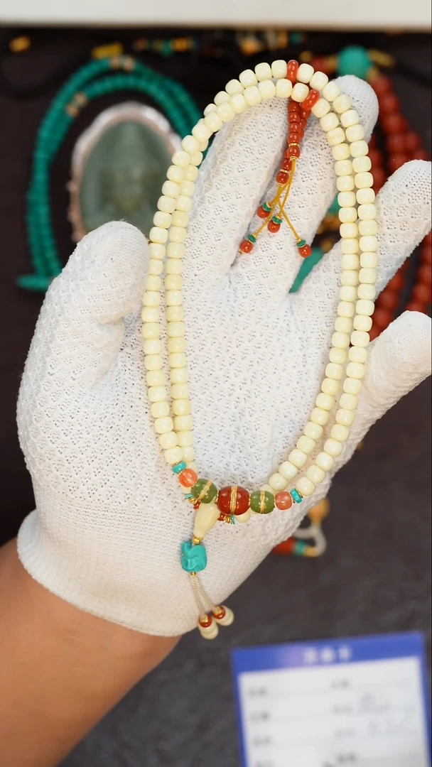 【闪购商品】蜜蜡裸石未镶嵌蜜蜡脖挂