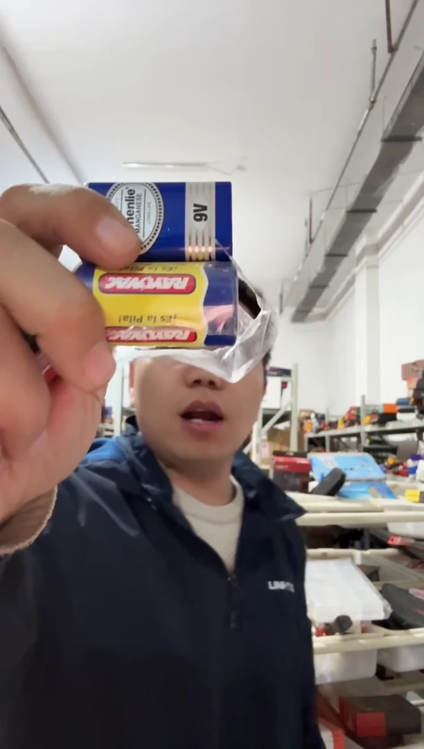 配件 9V+  2号电池各1节