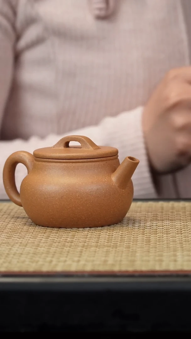 【闪购商品】紫砂茶壶黄降坡汉古150c