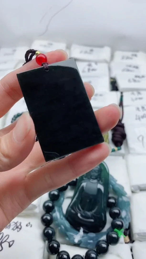 颈饰未镶嵌和田玉（墨玉）8