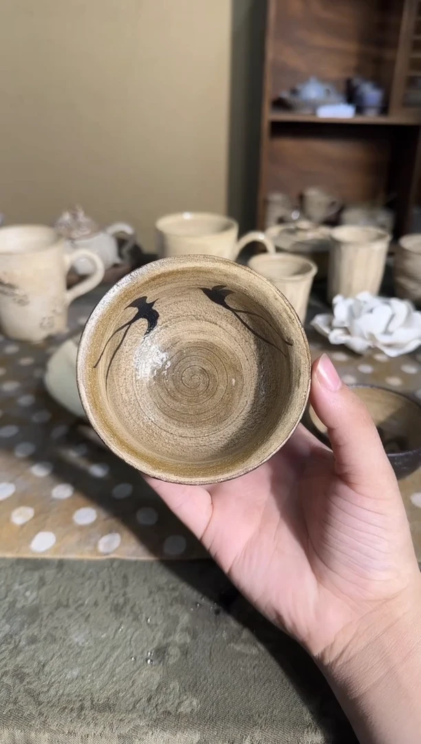 瓷片手作双燕普洱杯