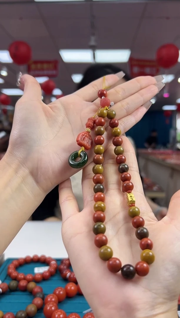 【闪购商品】南红玛瑙挂件未镶嵌3.4-（多样式）