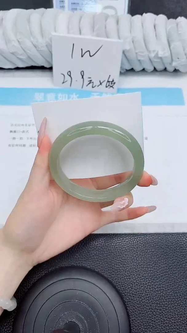 未镶嵌手镯石英质玉116-63