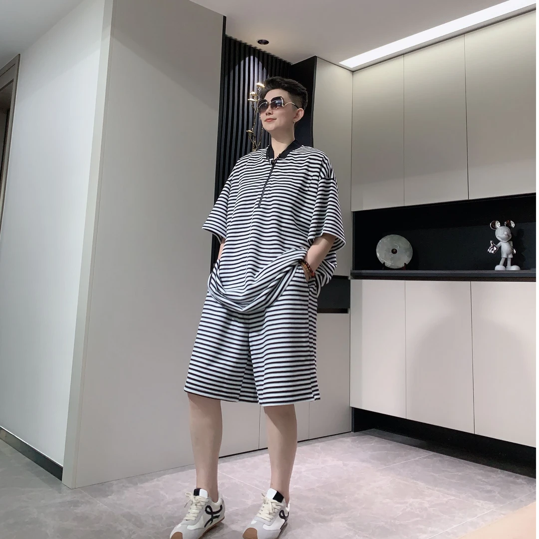 【六哥原创】2025设计款潮流夏季宽松欧货时尚休闲条纹时尚套装