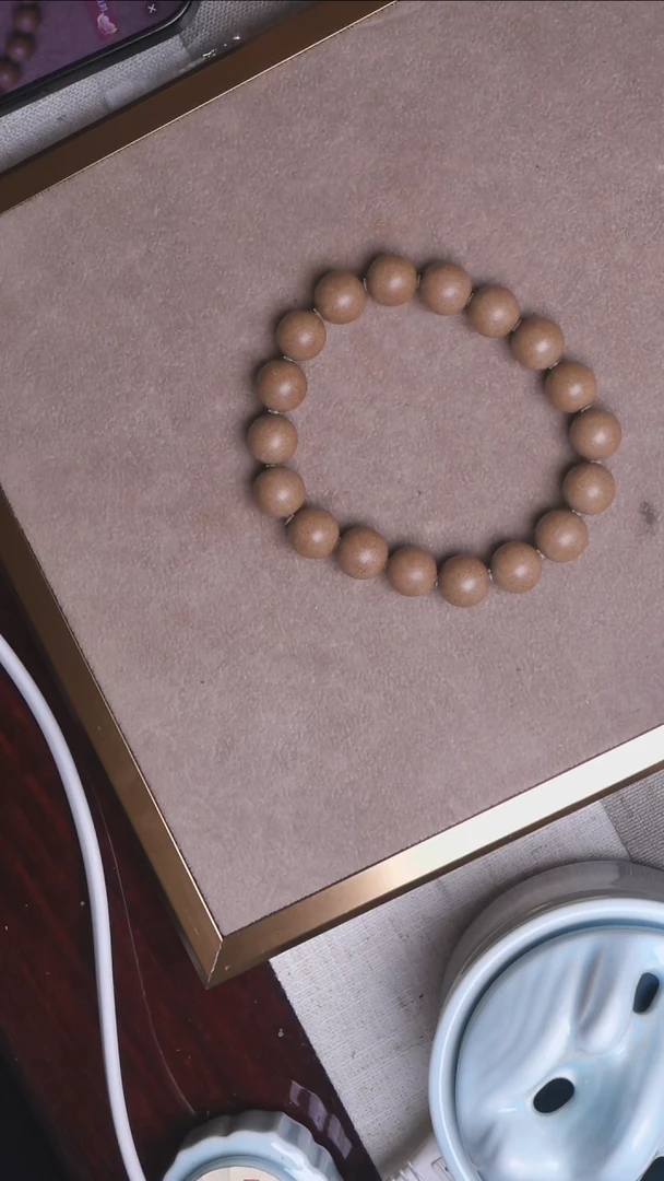 香料二苏旧局香珠 瑕疵