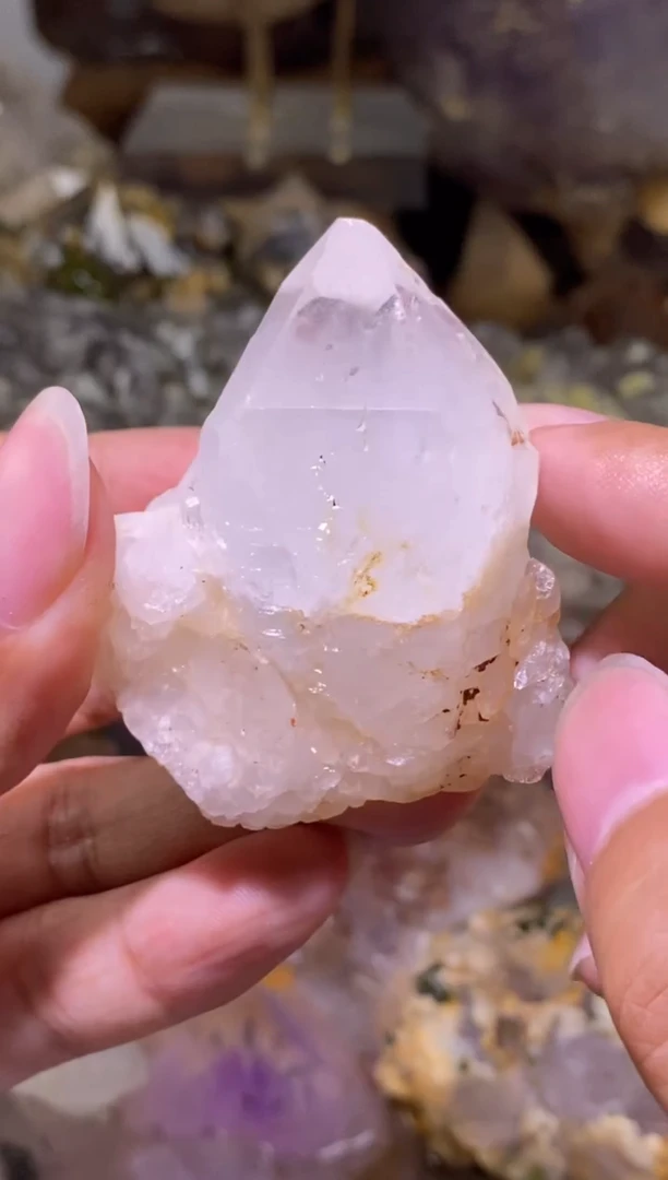 未镶嵌珠宝半成品水晶72号马岛白水晶