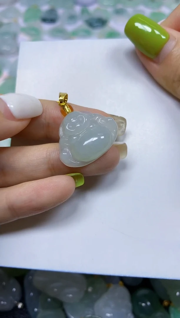 翡翠未镶嵌颈饰天然翡翠A货