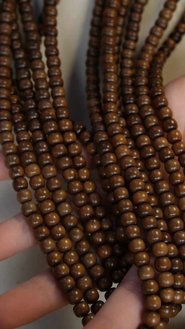 【闪购商品】檀香木手串/手链半阴沉老山檀6*7老型多样式发其一