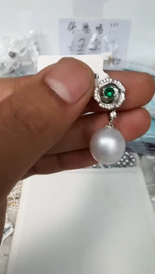 颈饰银S925镶嵌海水珍珠吊坠