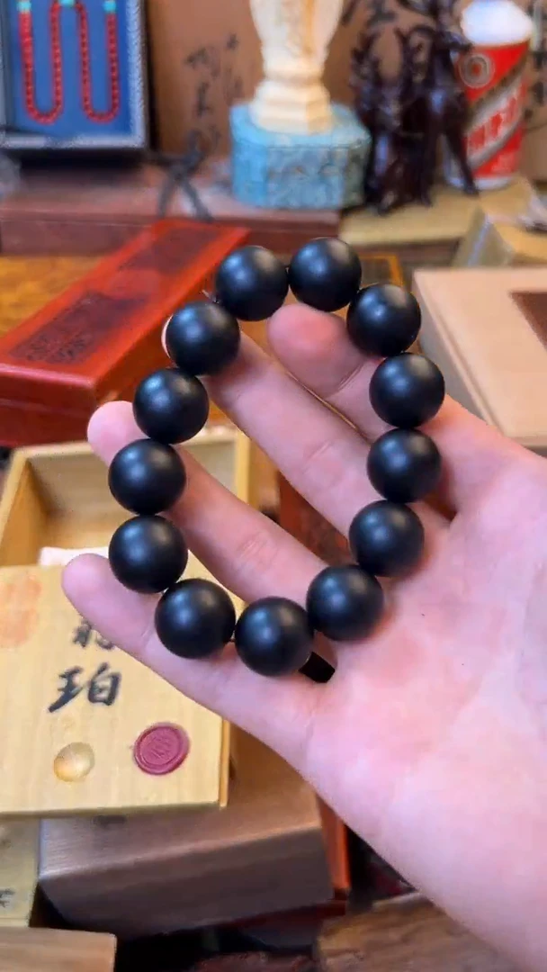 裸石琥珀未镶嵌周总精选专属链接啊啊啊 翳珀1.8 绿666