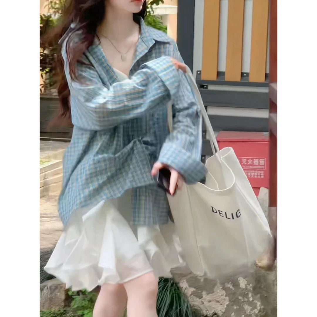 2025夏季新款文艺复古宽松长袖格子防晒衬衫搭设计感米白色连衣裙