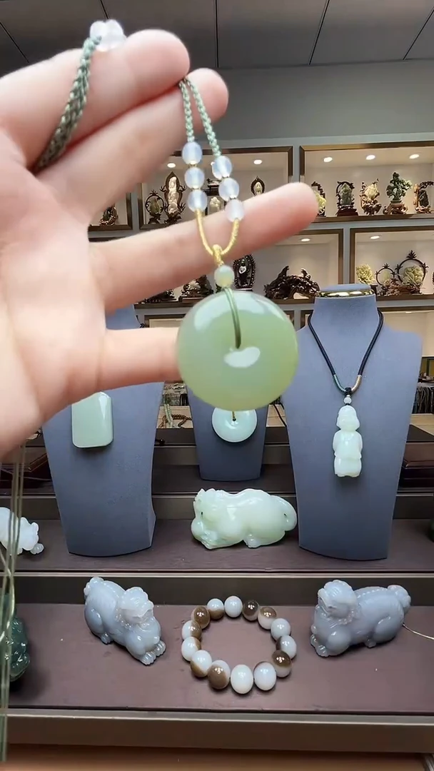 和田玉未镶嵌挂件苏