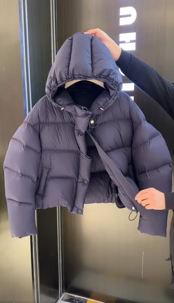 连帽短款女2025新款冬季独特超好看今年流行爆款小个子加厚棉服