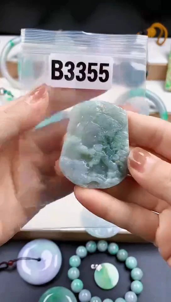 颈饰未镶嵌翡翠天然翡翠吊坠挂件