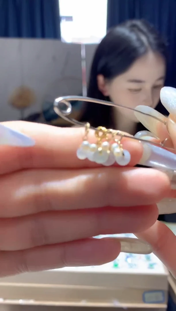 翡翠18K金镶嵌颈饰杨教授MJ01多样性发一