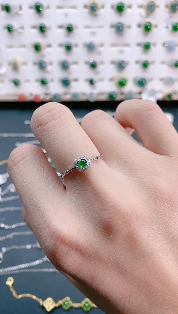 【闪购商品】翡翠戒指银S925镶嵌天然翡翠