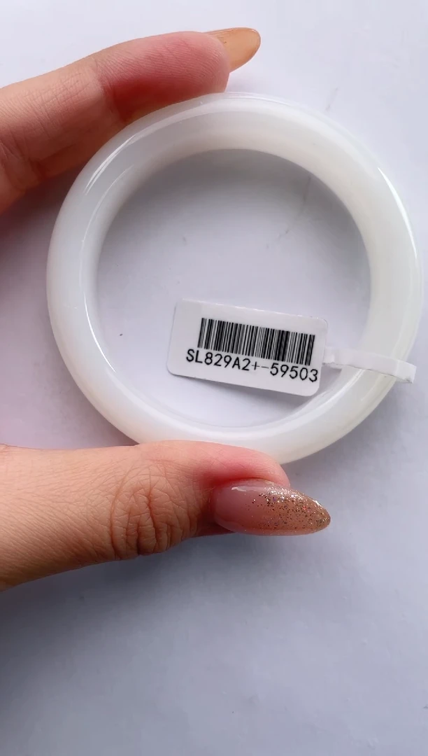 未镶嵌手镯和田玉53