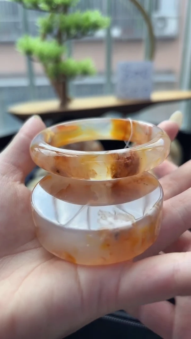 未镶嵌手镯石英质玉C168(55圈赠送镯心)