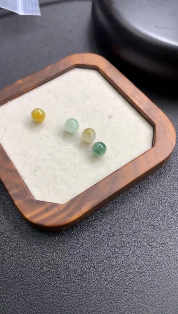 【闪购商品】定制翡翠未镶嵌珠7