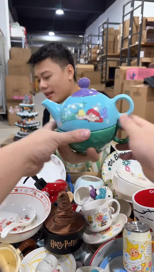 瓷片美人鱼子母壶