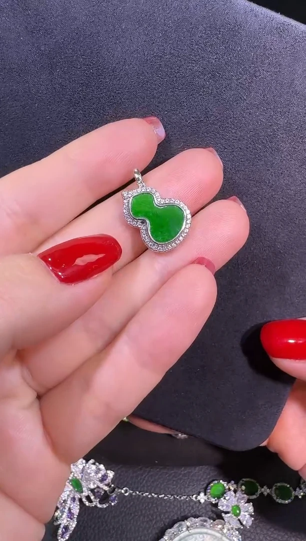 吊坠(不含链)银S925镶嵌翡翠葫芦