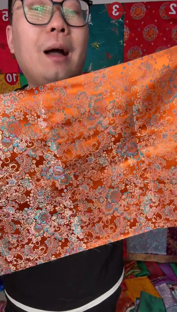 混纺小布头1单40公分长，满18元包邮，新疆西藏不发货