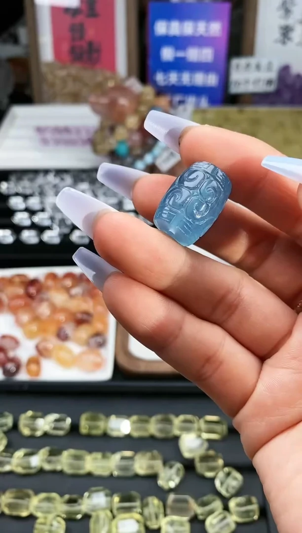 【闪购商品】海蓝宝石颈饰未镶嵌21a拍二发一/3.13/1个