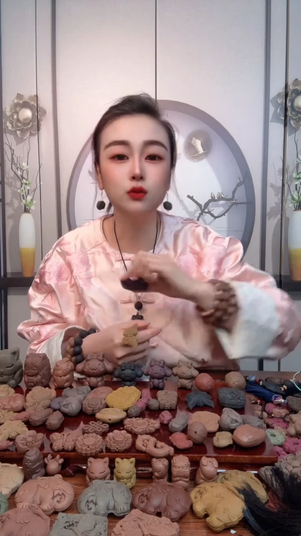【闪购商品】泥塑紫玫瑰花朵2个瑕疵
